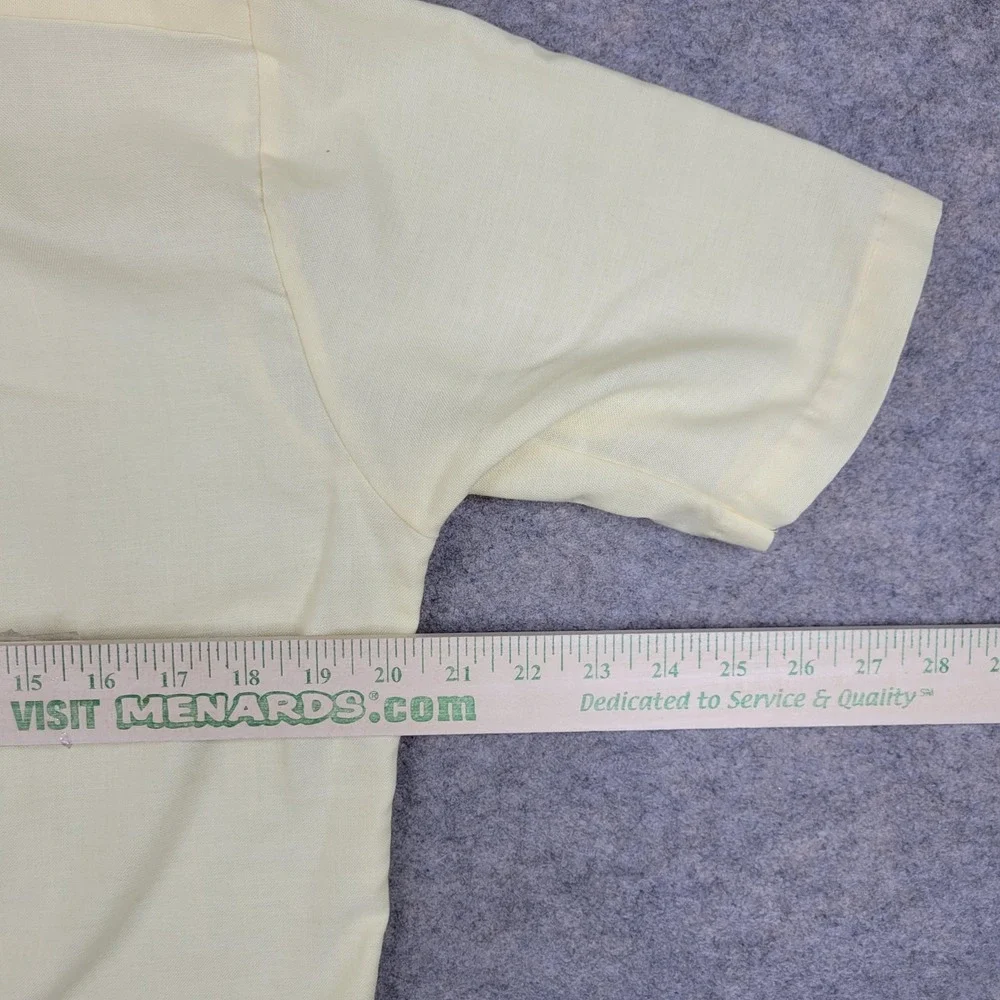 Beau Brummel Shirt Mens Medium Yellow‎ Solid Button Front Short Sleeve Casual